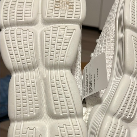 White Sneakers - Picture 4 of 8